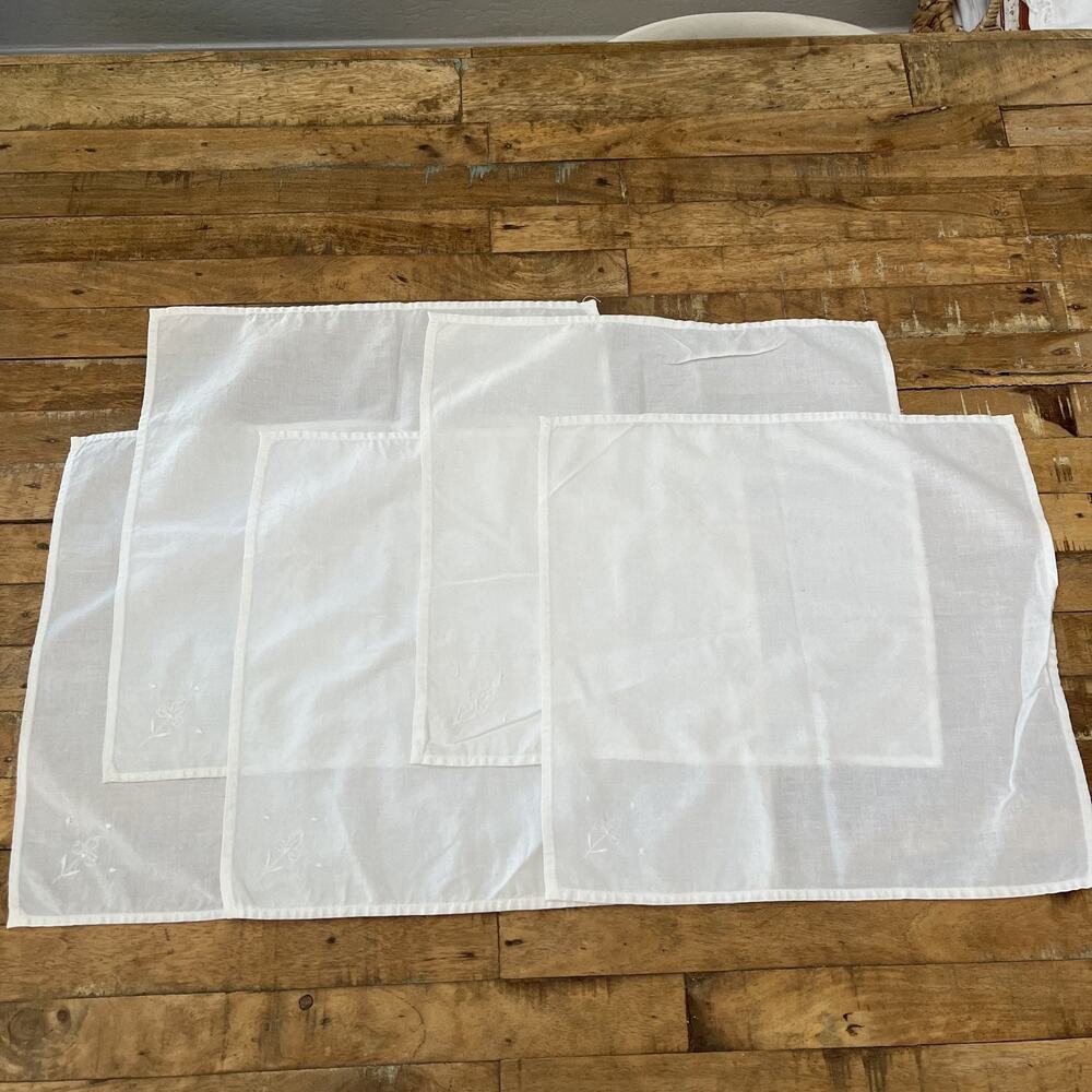 Vintage White Floral Embroidered Cotton Napkins 15" x 15" Set of 5 Cottagecore